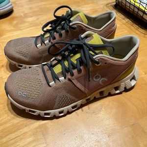 Women’s Size 5.5 On Cloud X Sneakers in Mocha/Sand color